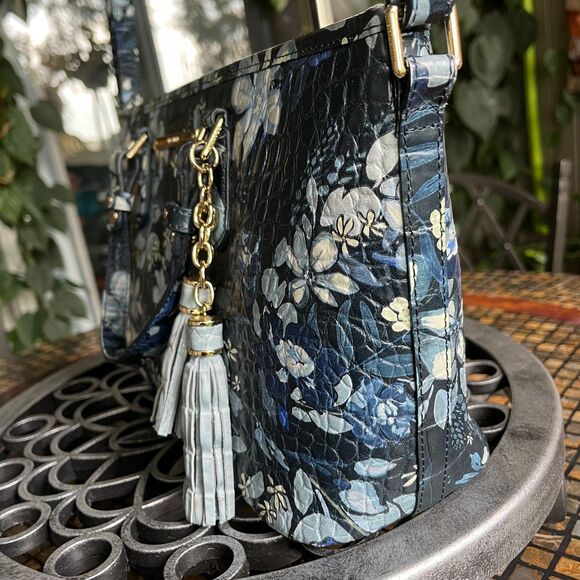Brahmin Leather Croc Mini Asher Melbourne Blue Floral Bag & Ady Wallet EUC - Picture 11 of 12